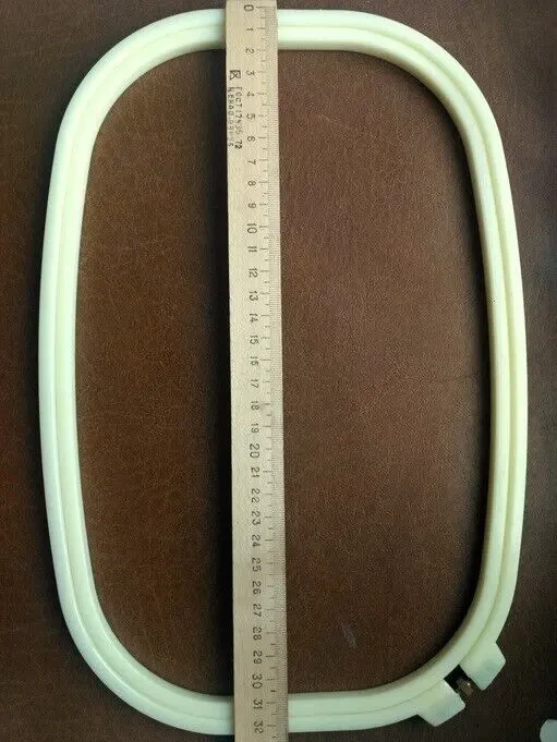 Пяльца нові П'яльця овальні 22х32.5см 2