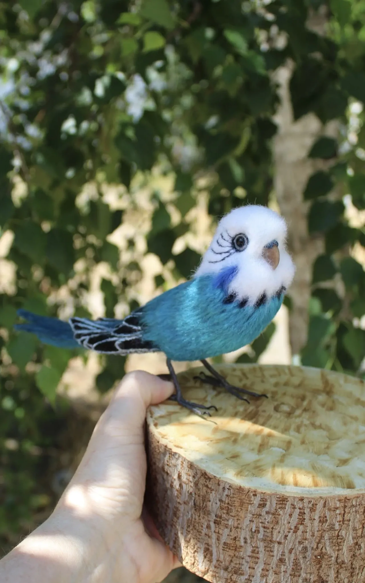 Хвилястий папужка іграшка валяна з шерсті інтерєрна пташка попугай 9