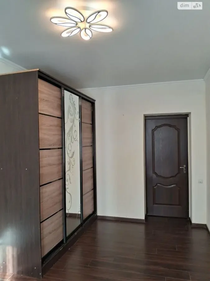 Продаж 2 поверхового будинку з опаленням і ділянкою на 14 соток 6