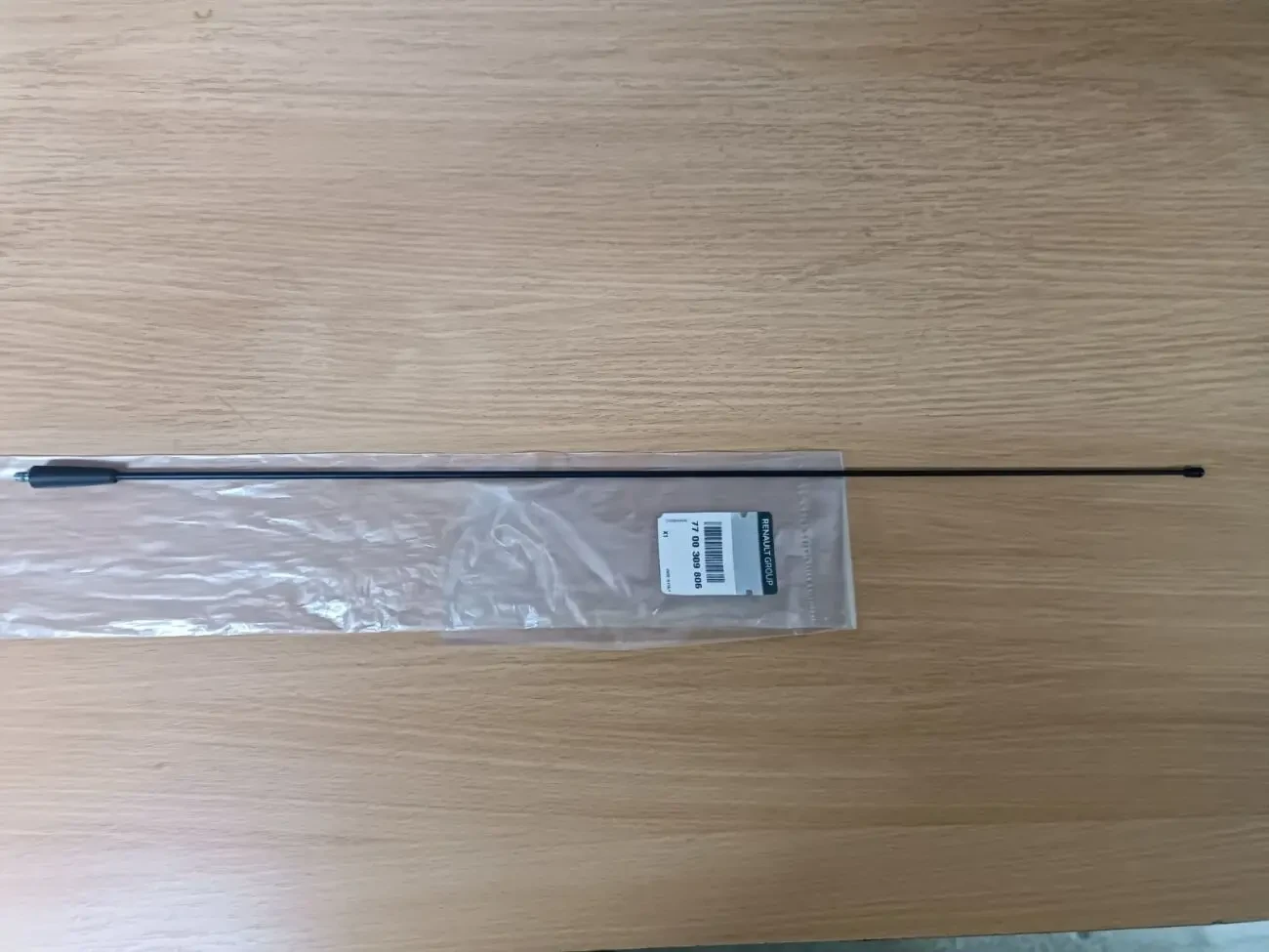 Антена радіоприймача довга(70см) Renault Kangoo  2 (орігінал)