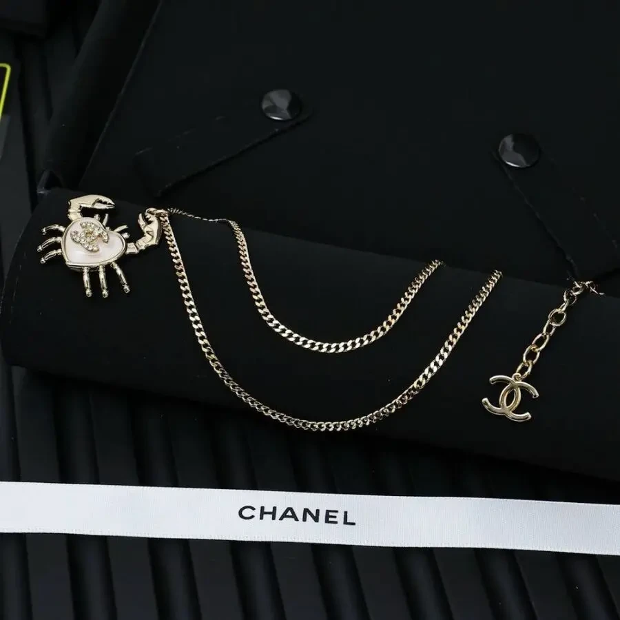 Підвіска Chanel 5