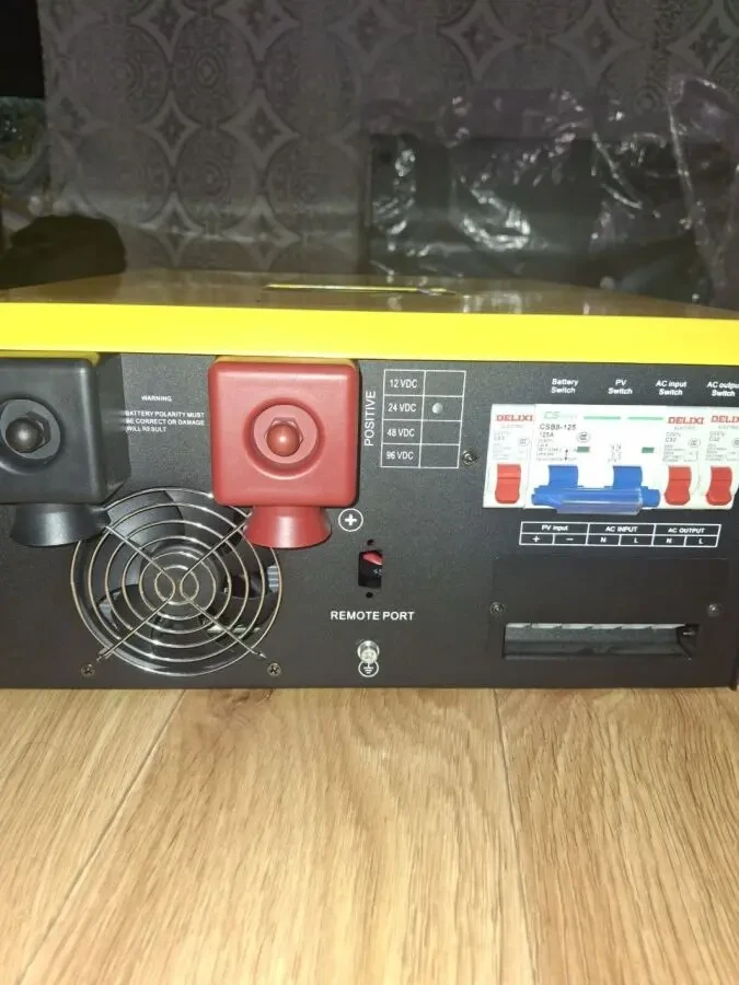 Солнечный низкочастотный гибридный инвертор 5