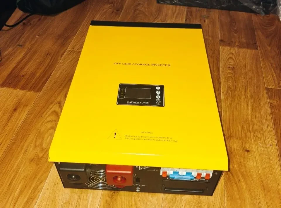 Солнечный низкочастотный гибридный инвертор 2