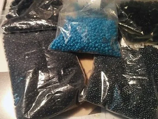 Бусы Бусины черные с угольным блеском шарики с гранями 10