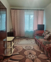 Продам 2-кімнатну квартиру, вул. Весніна.