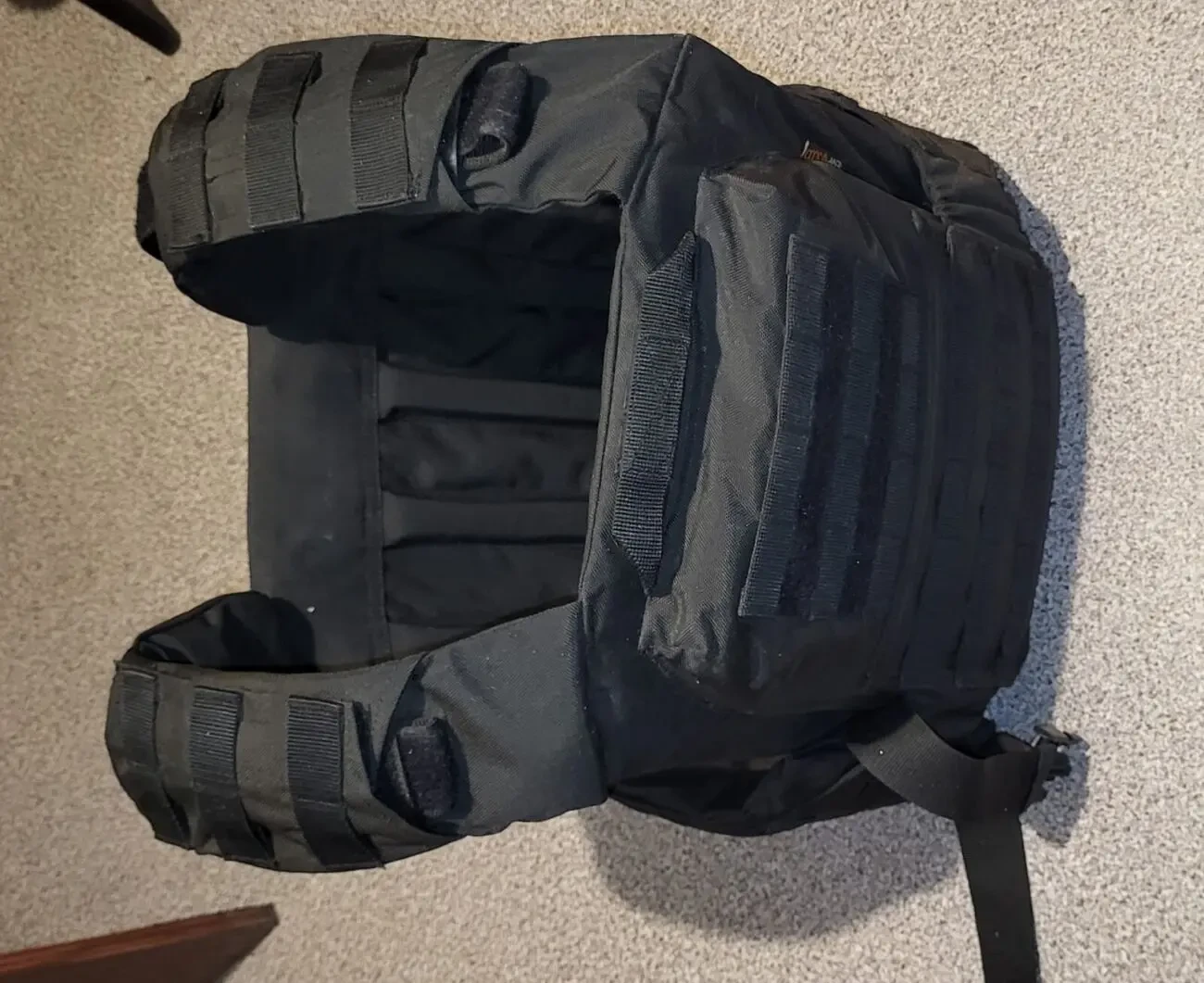 продам бронежилет 6 класу захисту. з захистом шії, колін та локтів. 4