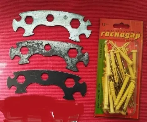 Инструменты набор крепление дюбель шуруп B-smt 6х60 18 шт. и ремонтны 7