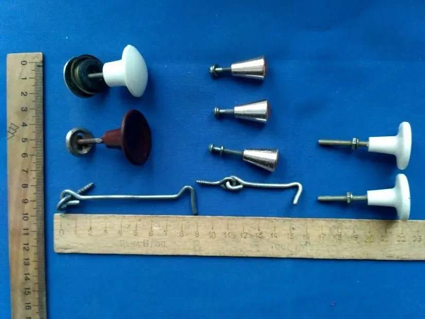 Инструмент ручки , крючки мебельные , для дома, дачи, разные, раритет 7