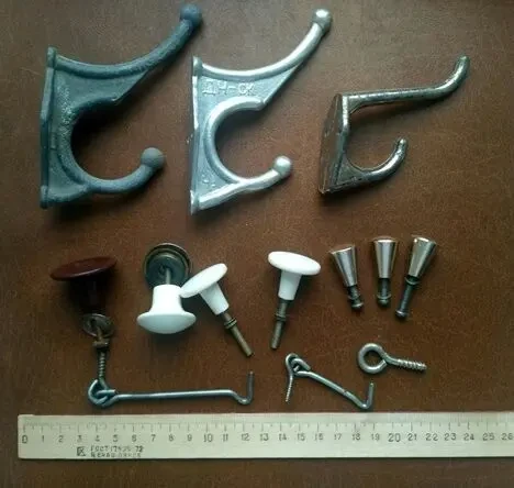 Инструмент ручки , крючки мебельные , для дома, дачи, разные, раритет 2