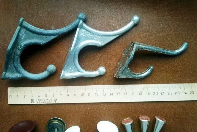 Инструмент ручки , крючки мебельные , для дома, дачи, разные, раритет 5