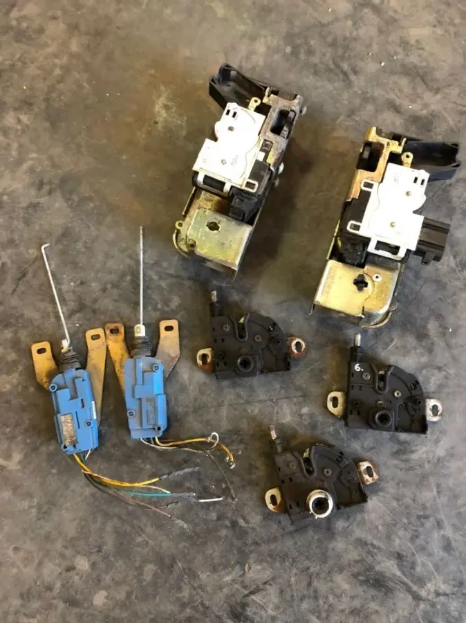 Замок Форд Транзит. 2