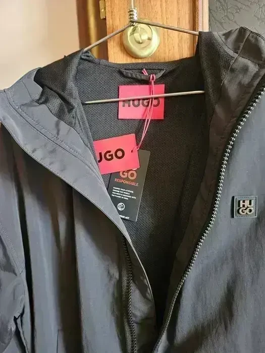 Ветровка Hugo Boss фирменная. 4