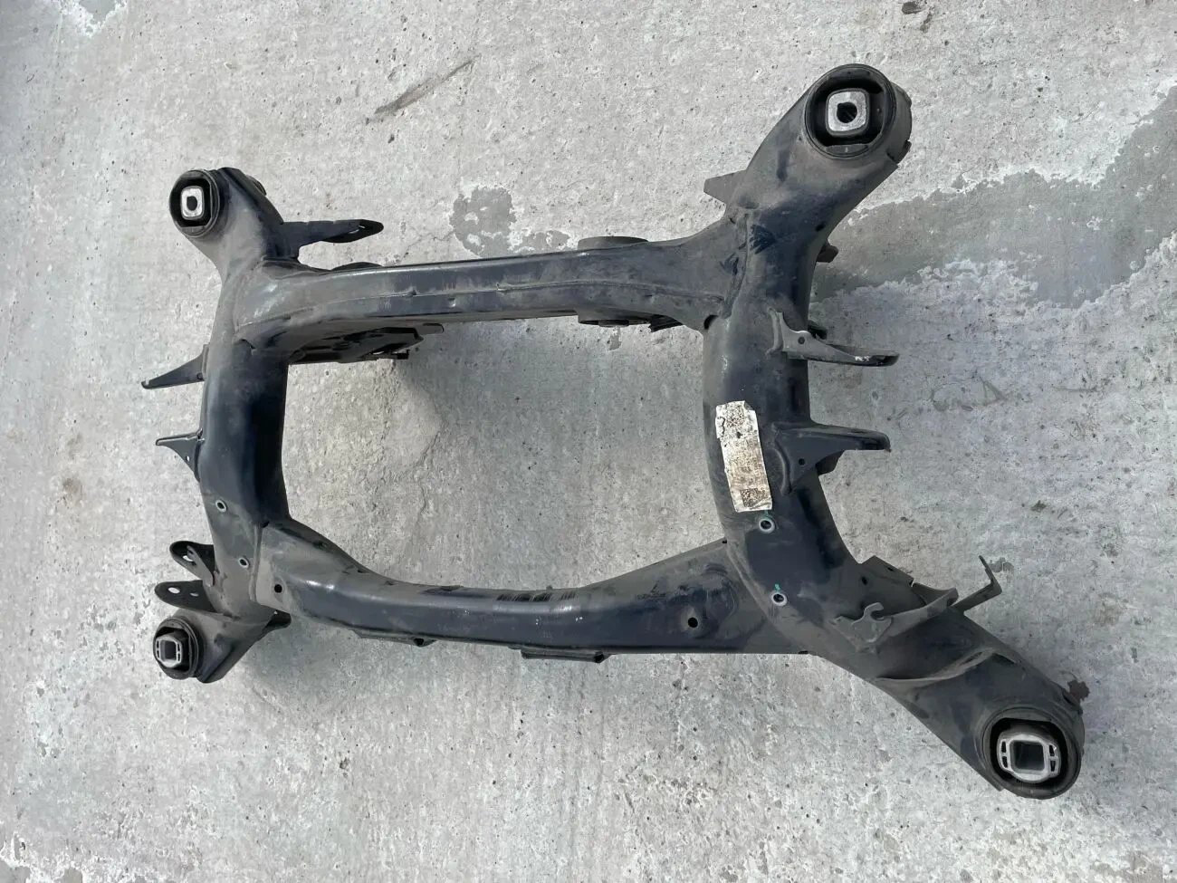 BMW X3 G01 X4 G02 Подрамник задний 33306874405 3