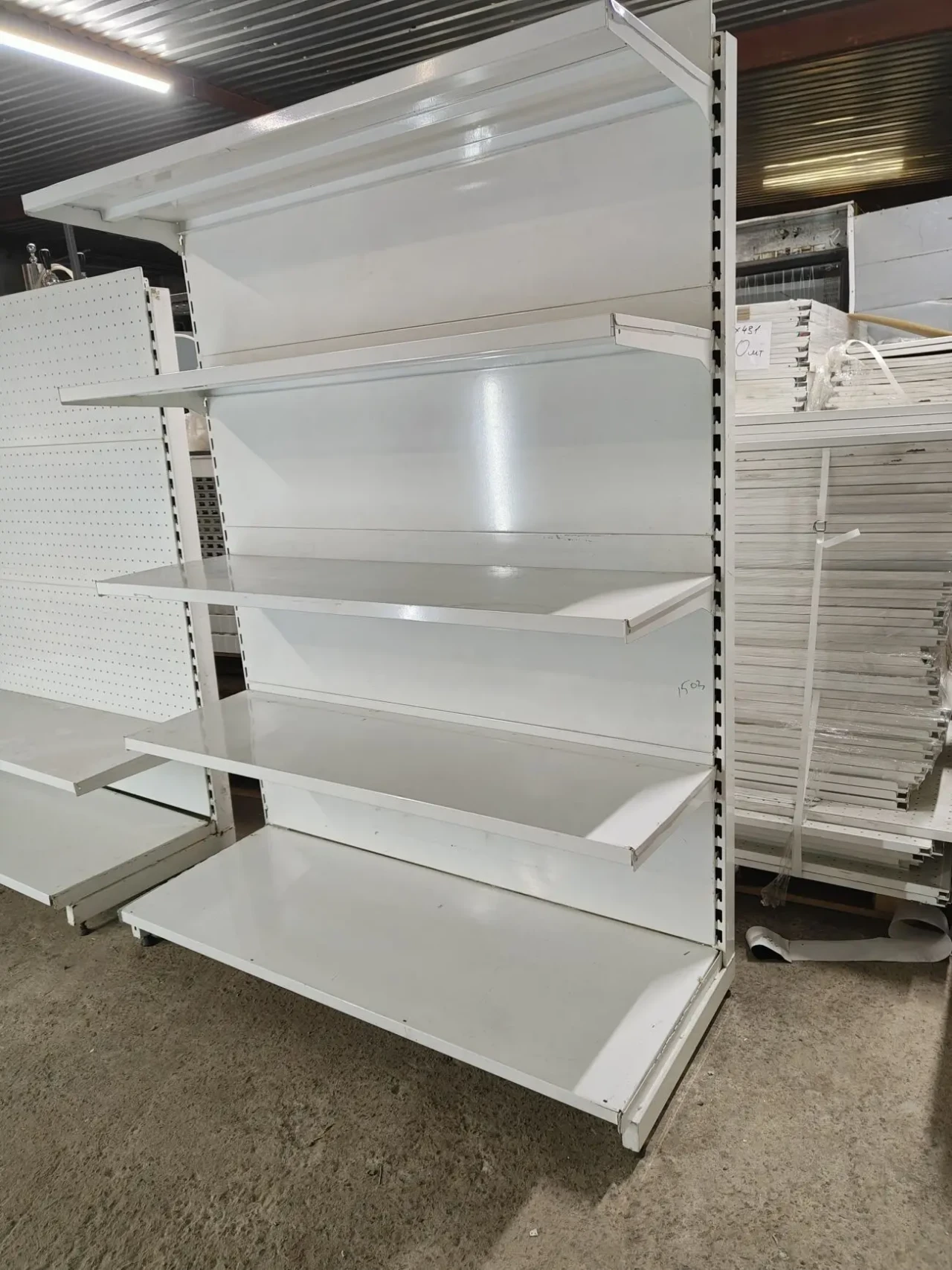 Стелаж торговий Алюр 1,9 м , стелаж пристінний бв, стелаж металевий 4