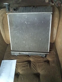 Продам радиатор Мерседес 308,2,3 дизель