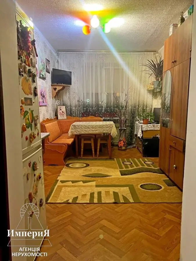 Продам комнату с ремонтом на Молодежной.