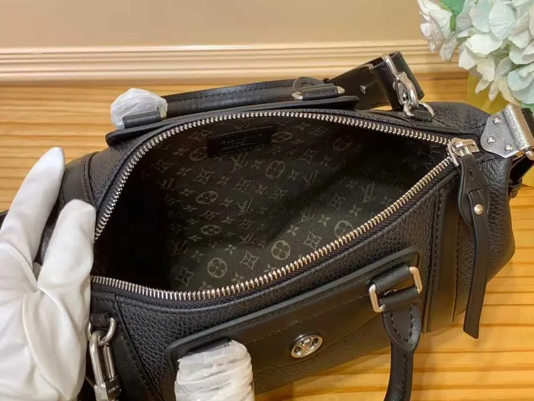 Сумка Louis Vuitton 8