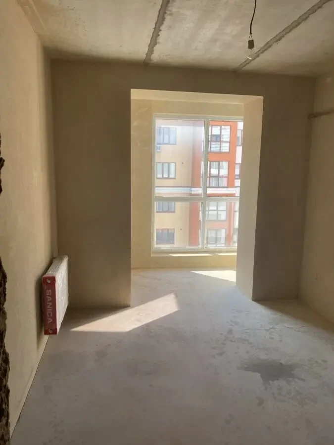 Продаж 2-кімнатної квартири на Щасливому 3