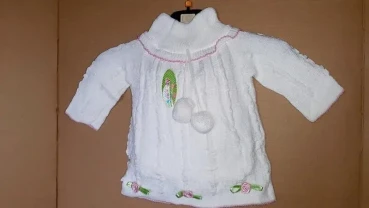 Плаття дитяче тепле. на маленьких дівчаток з декором.