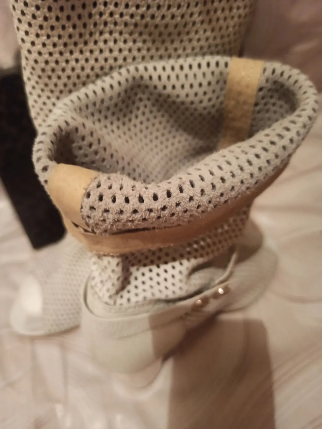 Напівсапоги білі перфорировані, бітільони, італійські, р 39 3