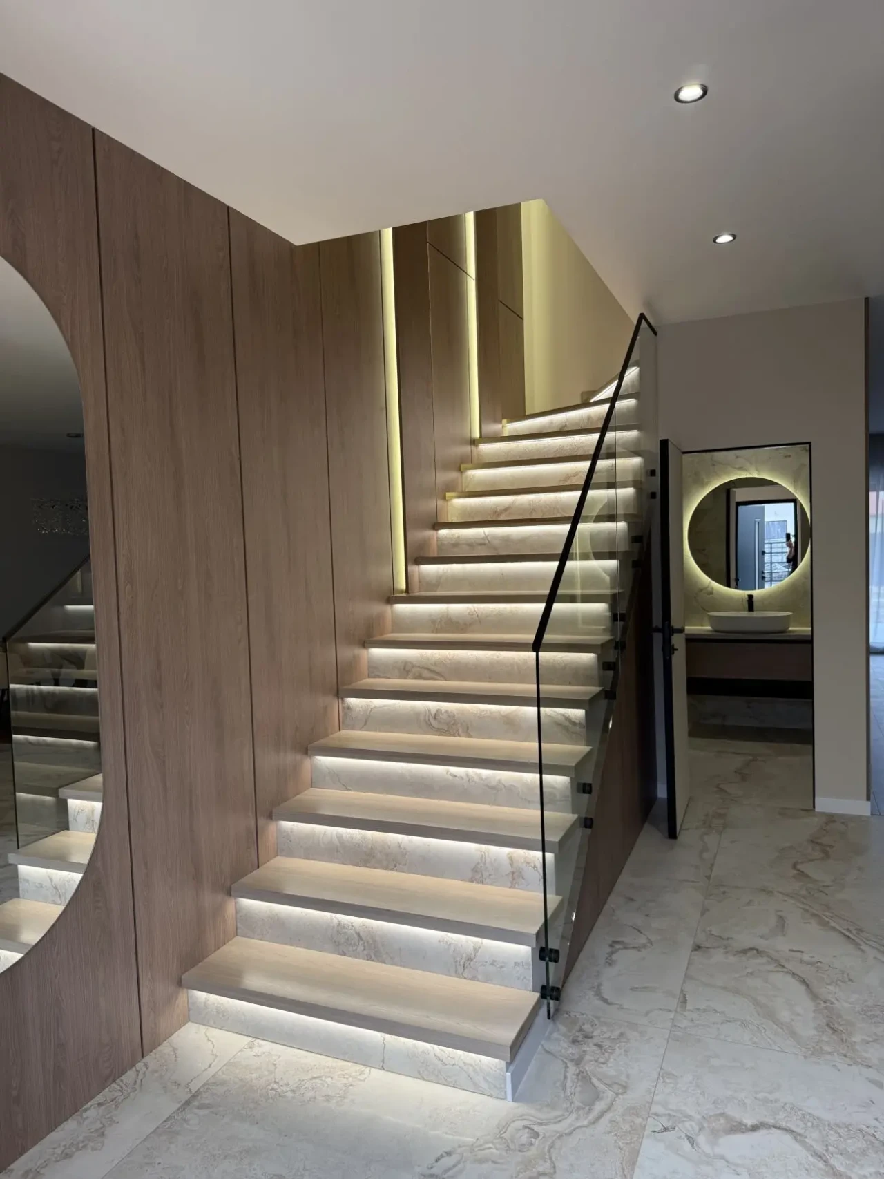 Продаж таунхаусу з дизайнерським ремонтом 2