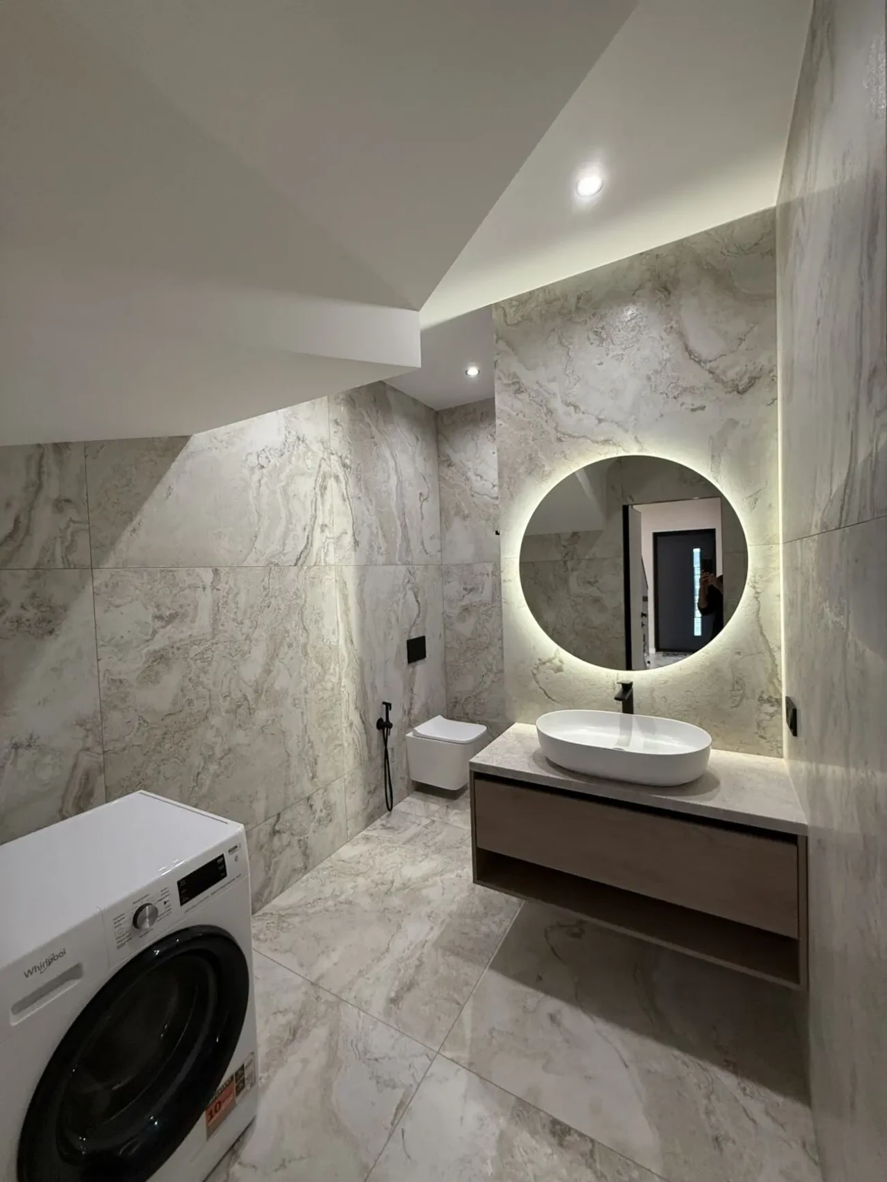 Продаж таунхаусу з дизайнерським ремонтом 3