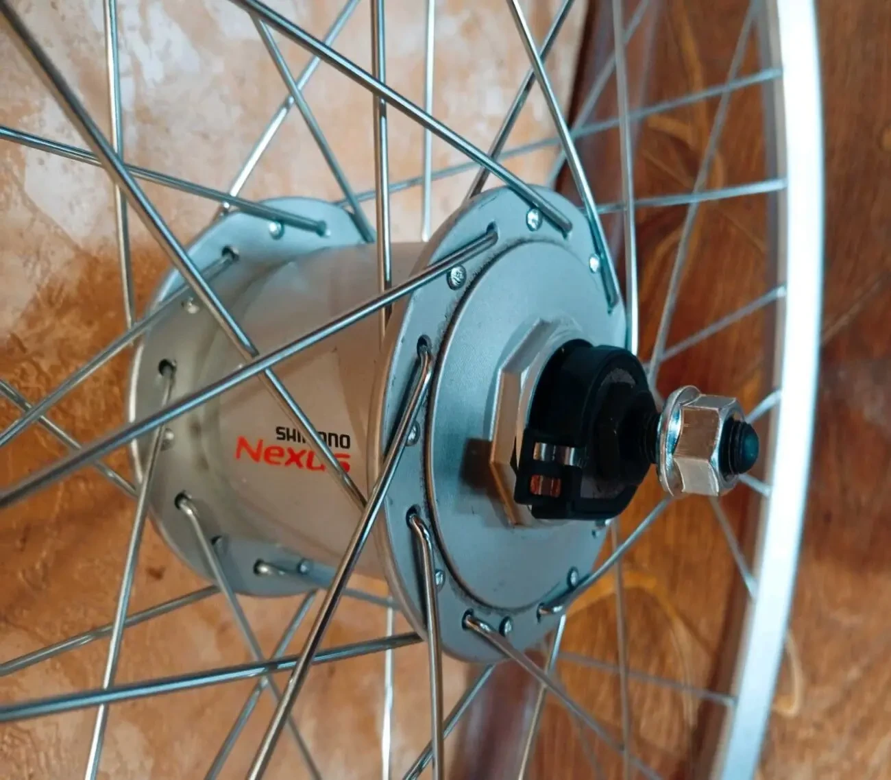Вело колёса на динамо nexus и чешской втулке 5