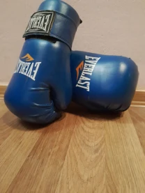 Продам дитячі рукавиці Everlast
