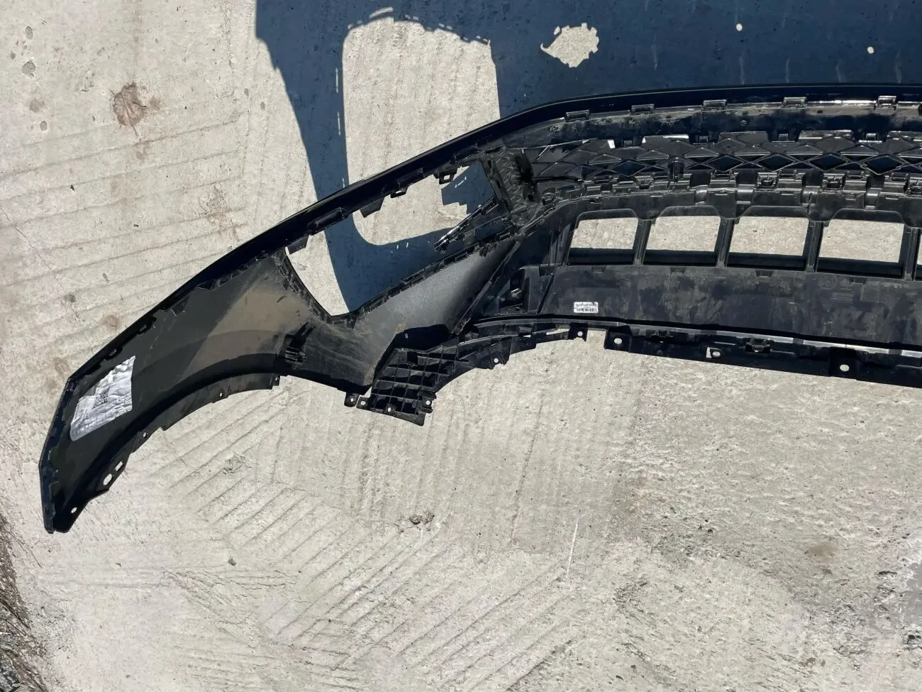 Volkswagen Touareg R-Line Бампер 2024 7