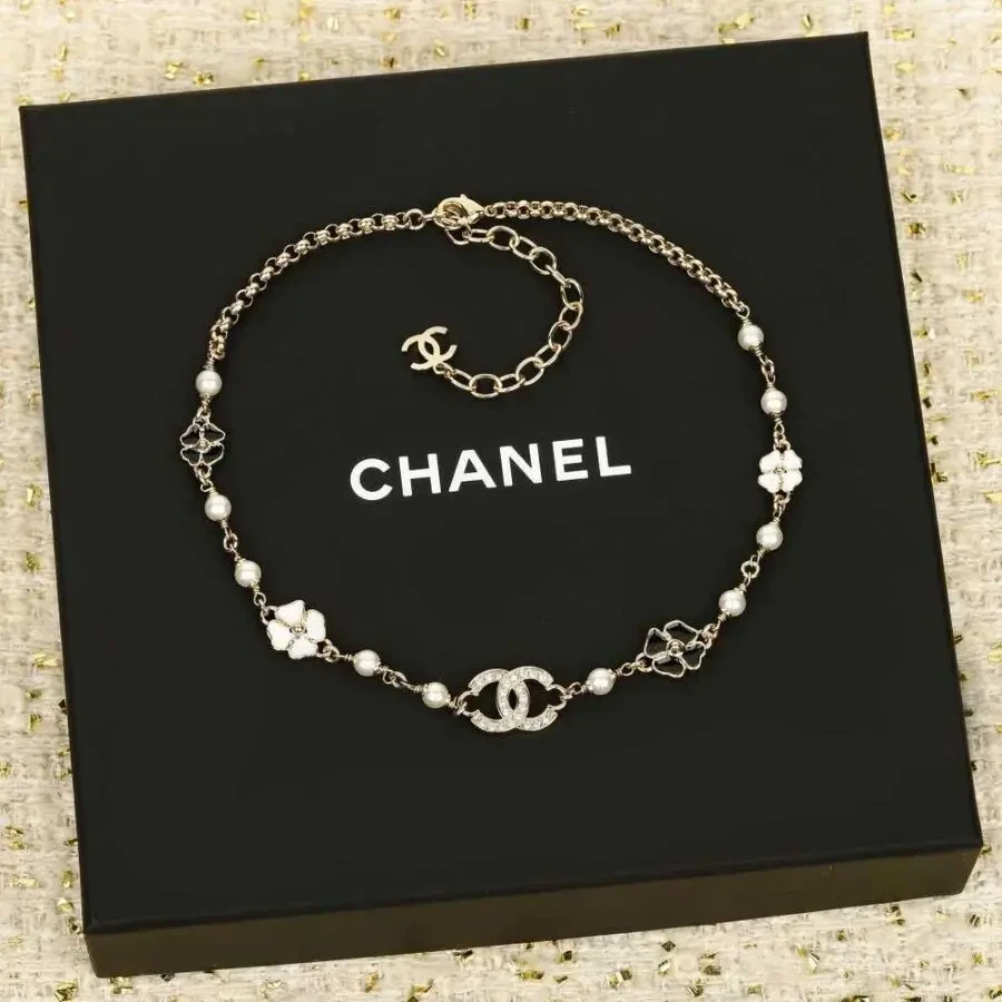 Кольє Chanel