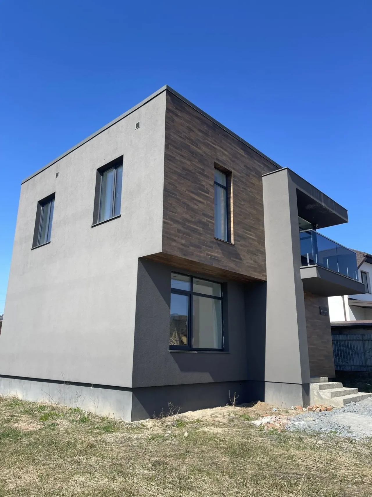 Продаж 2-поверхового будинку 3