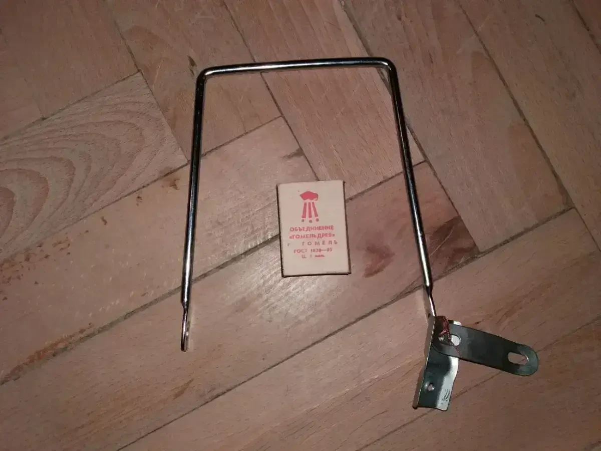 Крепкая  металлическая корзинка для велосипеда или скутера. 5