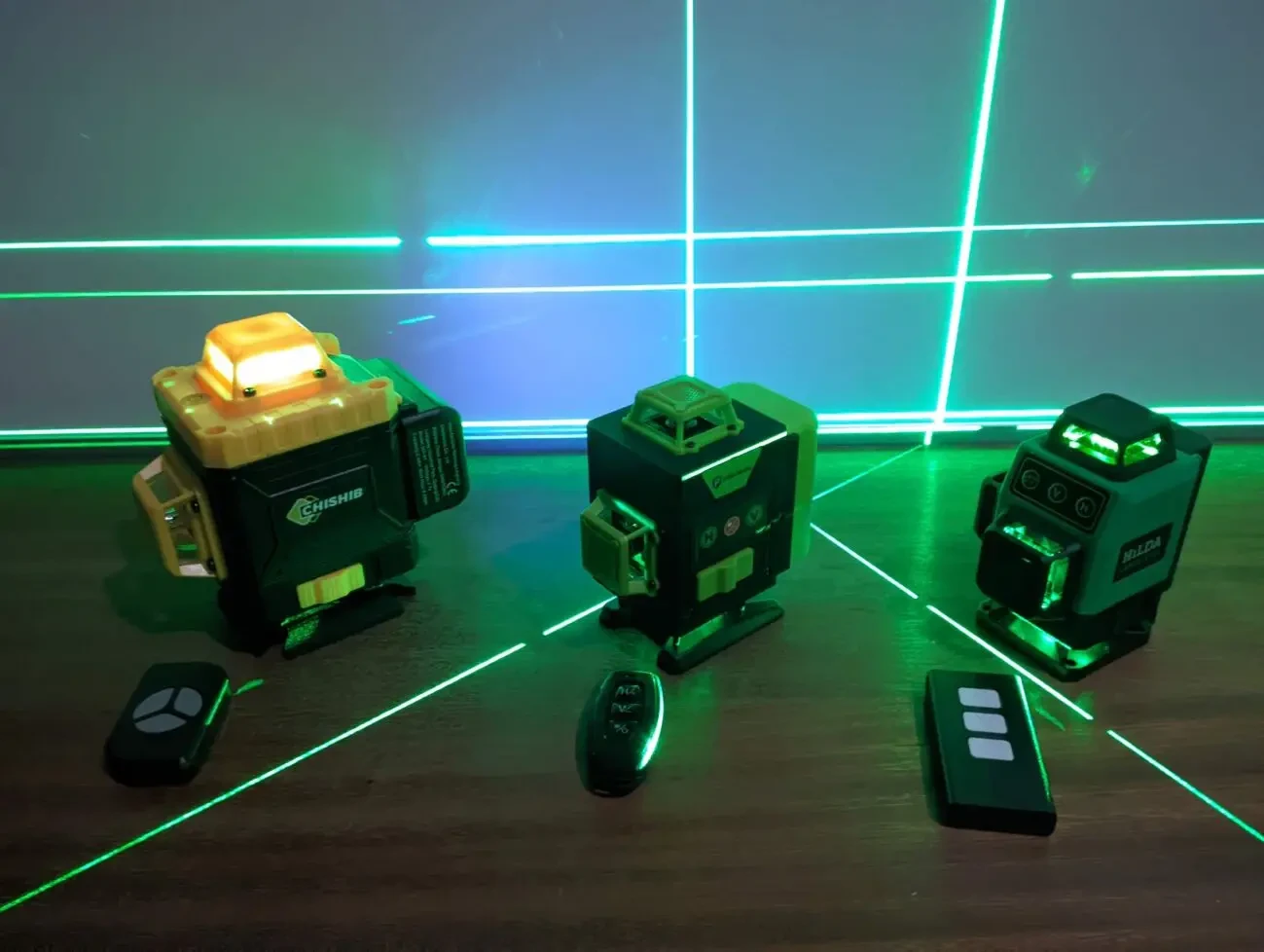 Лазерный уровень CHISHIB Pracmanu Hilda 4D 16 линий. пульт сумка