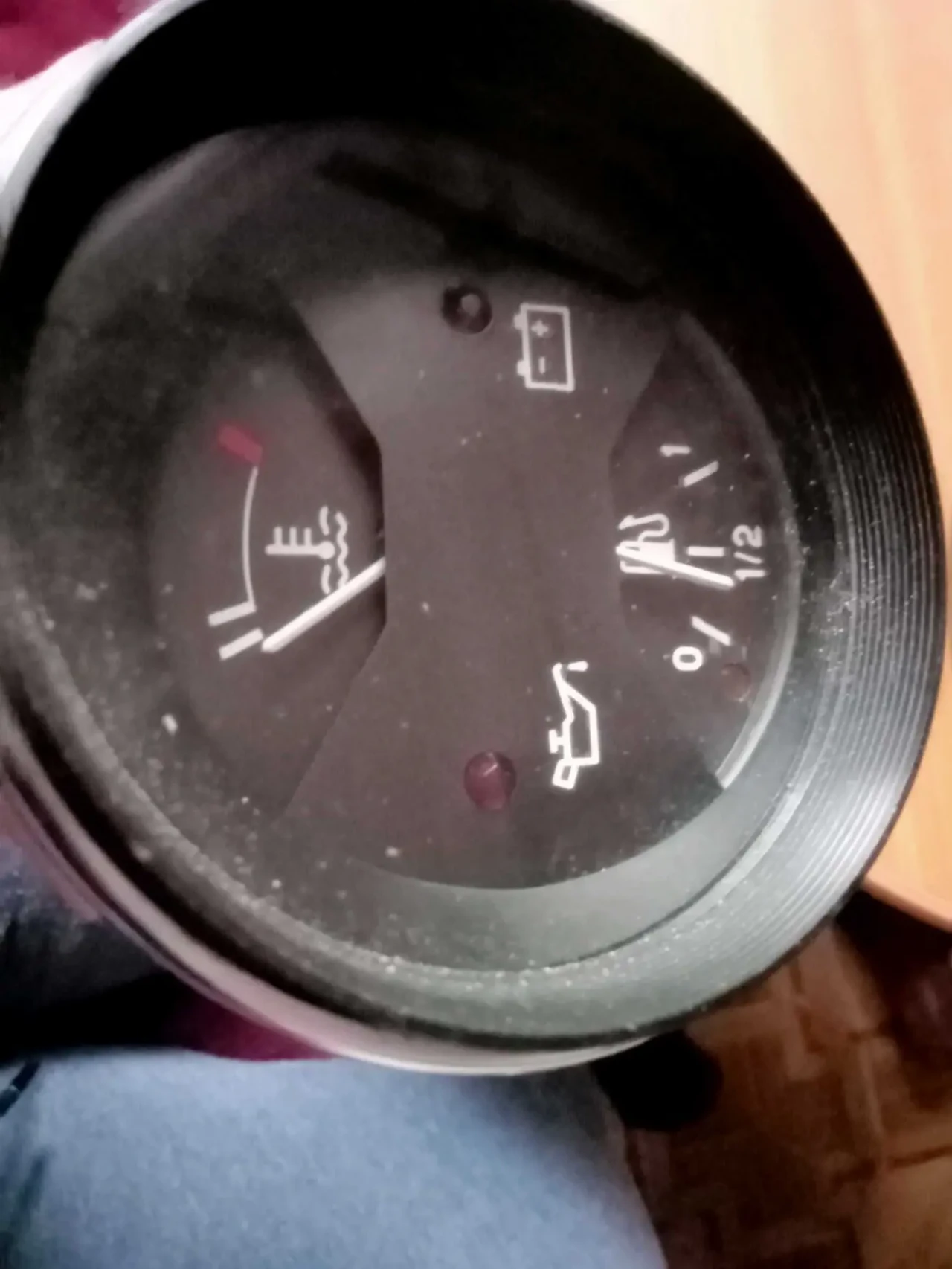 Датчик на Жигули 4-5 моделей новый. 7