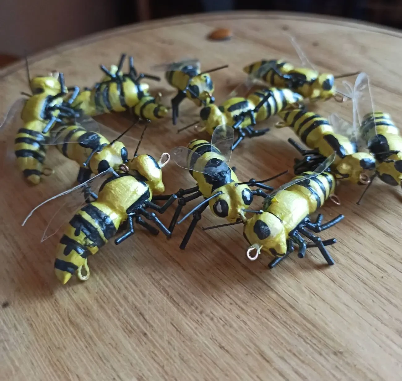 Воблер шершень 4