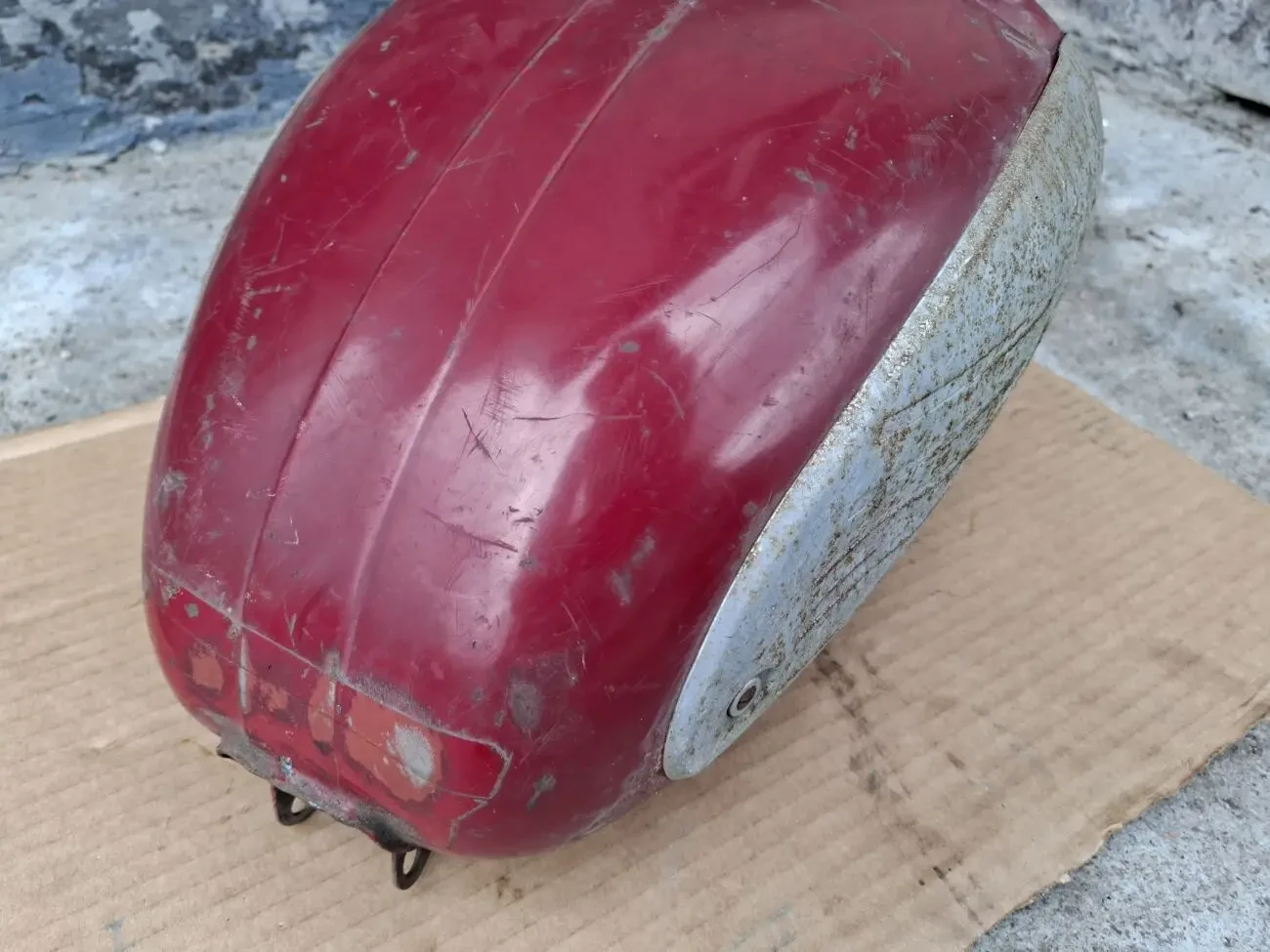 Ява старушка бак 6