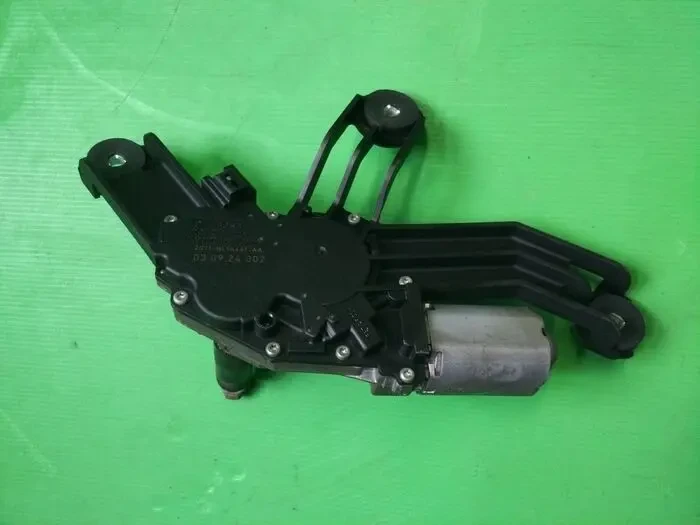 Моторчик заднього склоочисника 2s71-n17k441-aa Форд Мондео 3 Ford 2