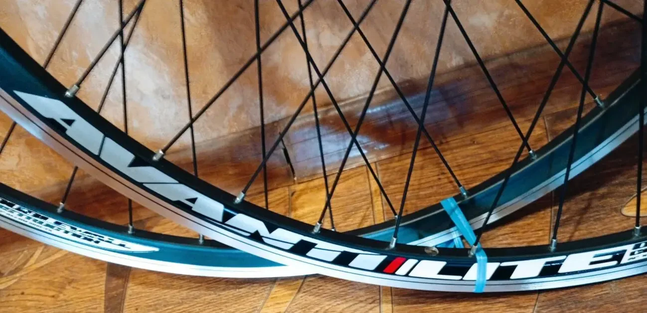 Вело колёса 28 дюймов Avanti Lite Фикс синг 10