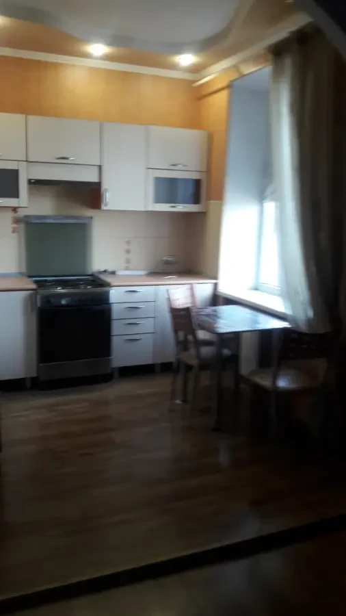 Продам    евро   квартиру   75/25/31 3