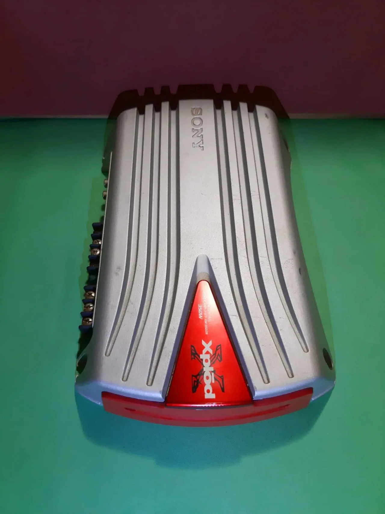 Автомобільний підсилювач звуку SONY 9