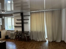 Продам 1 к кв на пр Слобожанском