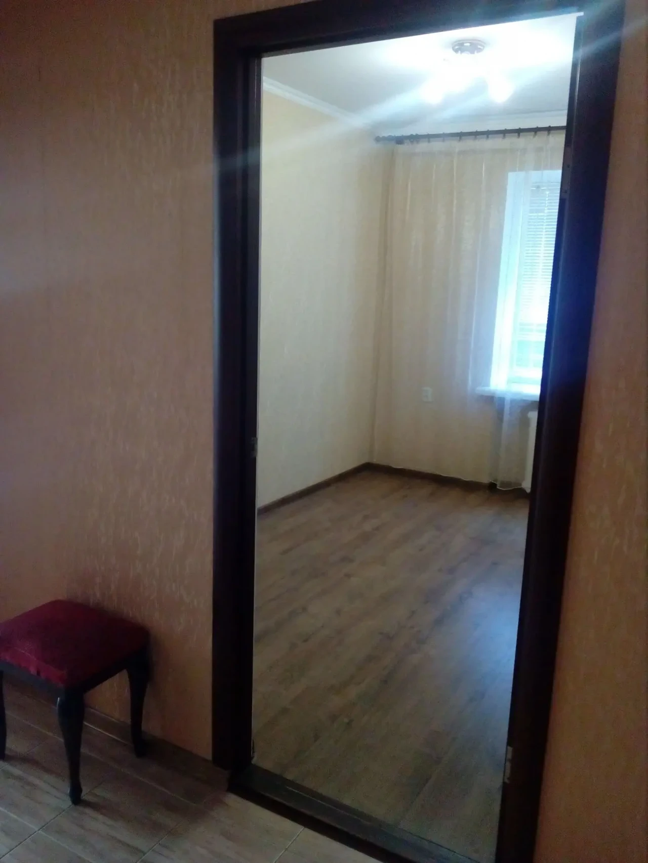 Трёхкомнатная квартира на ЮТЗ 6