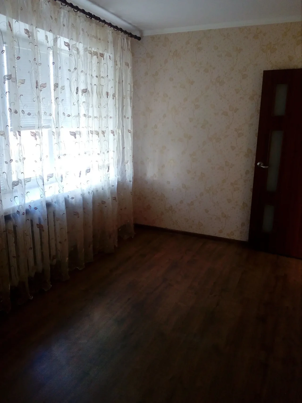 Трёхкомнатная квартира на ЮТЗ 5