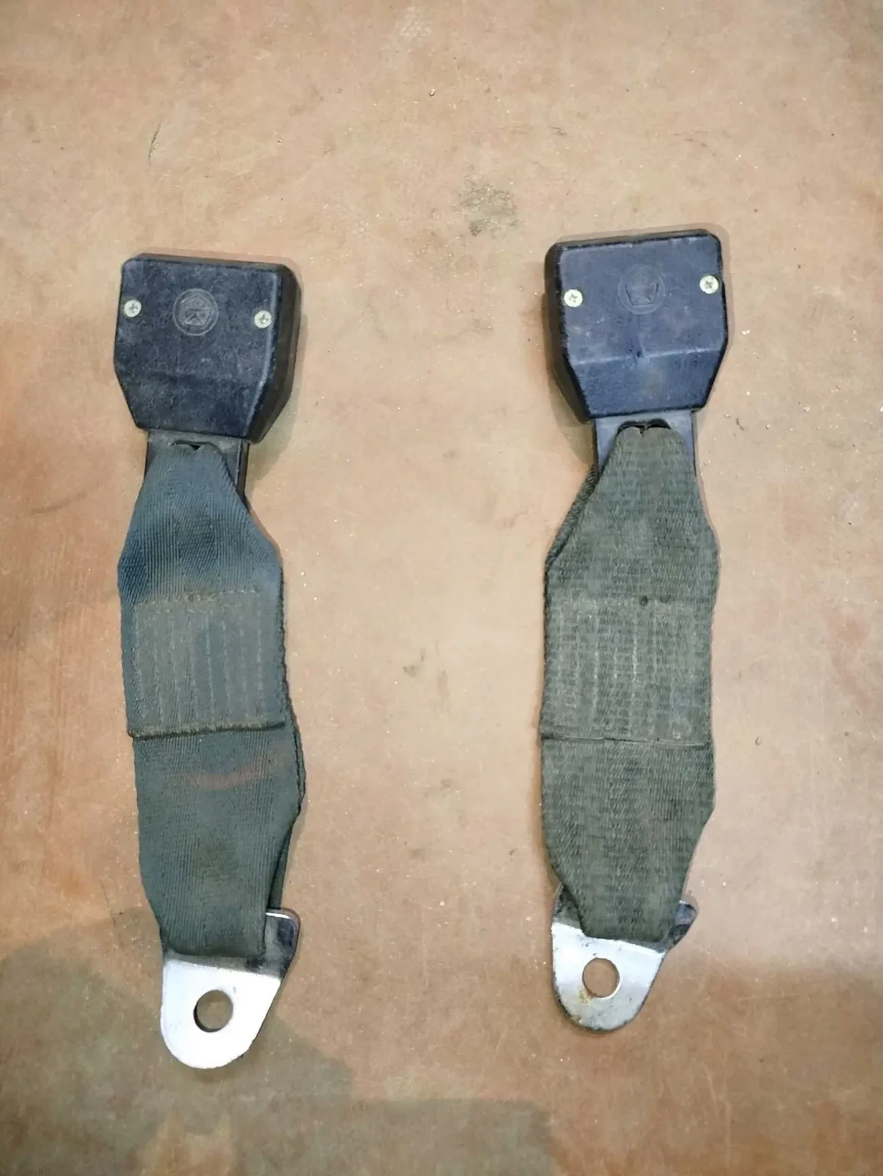 ремені безпеки 8