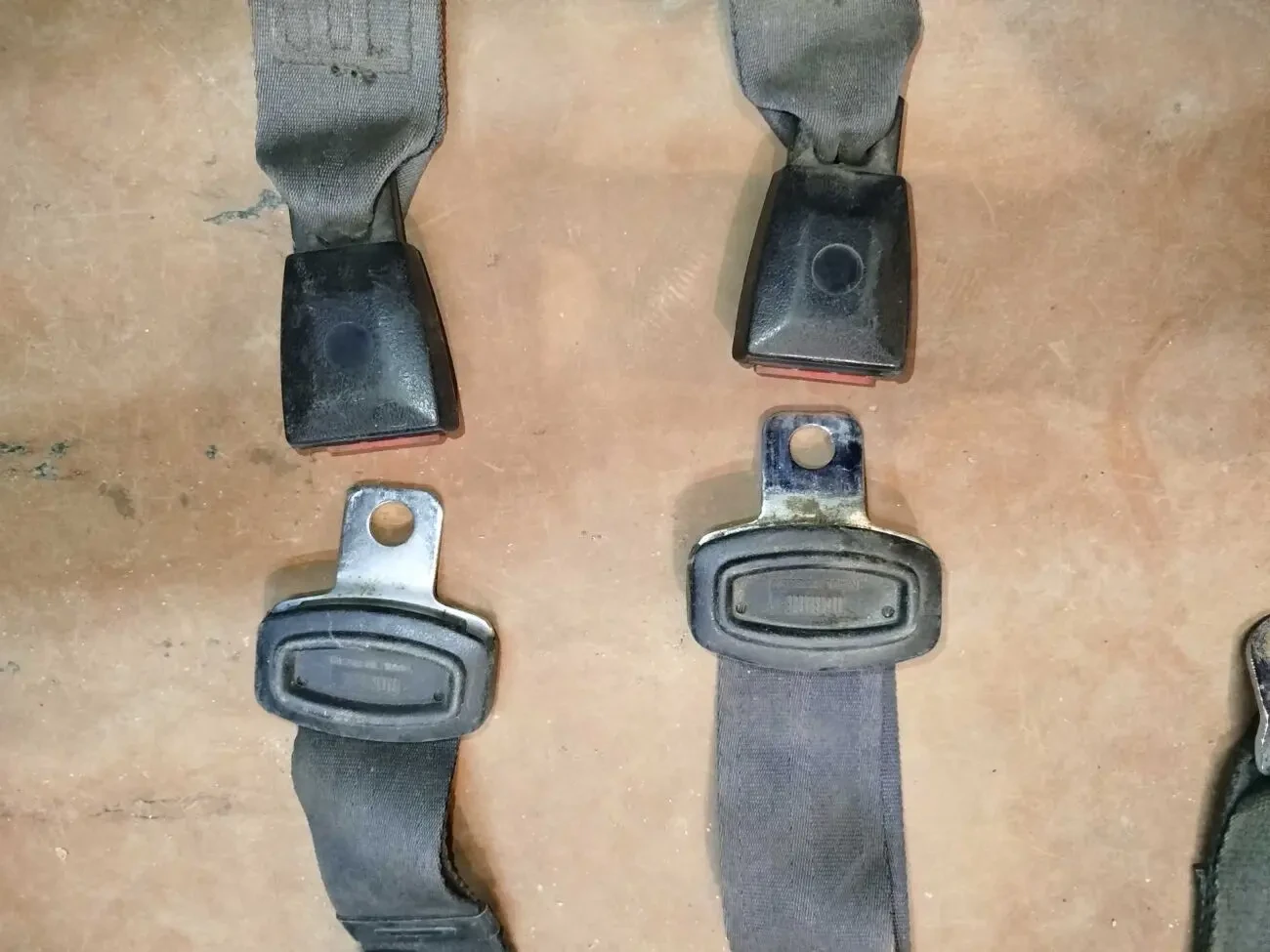 ремені безпеки 3