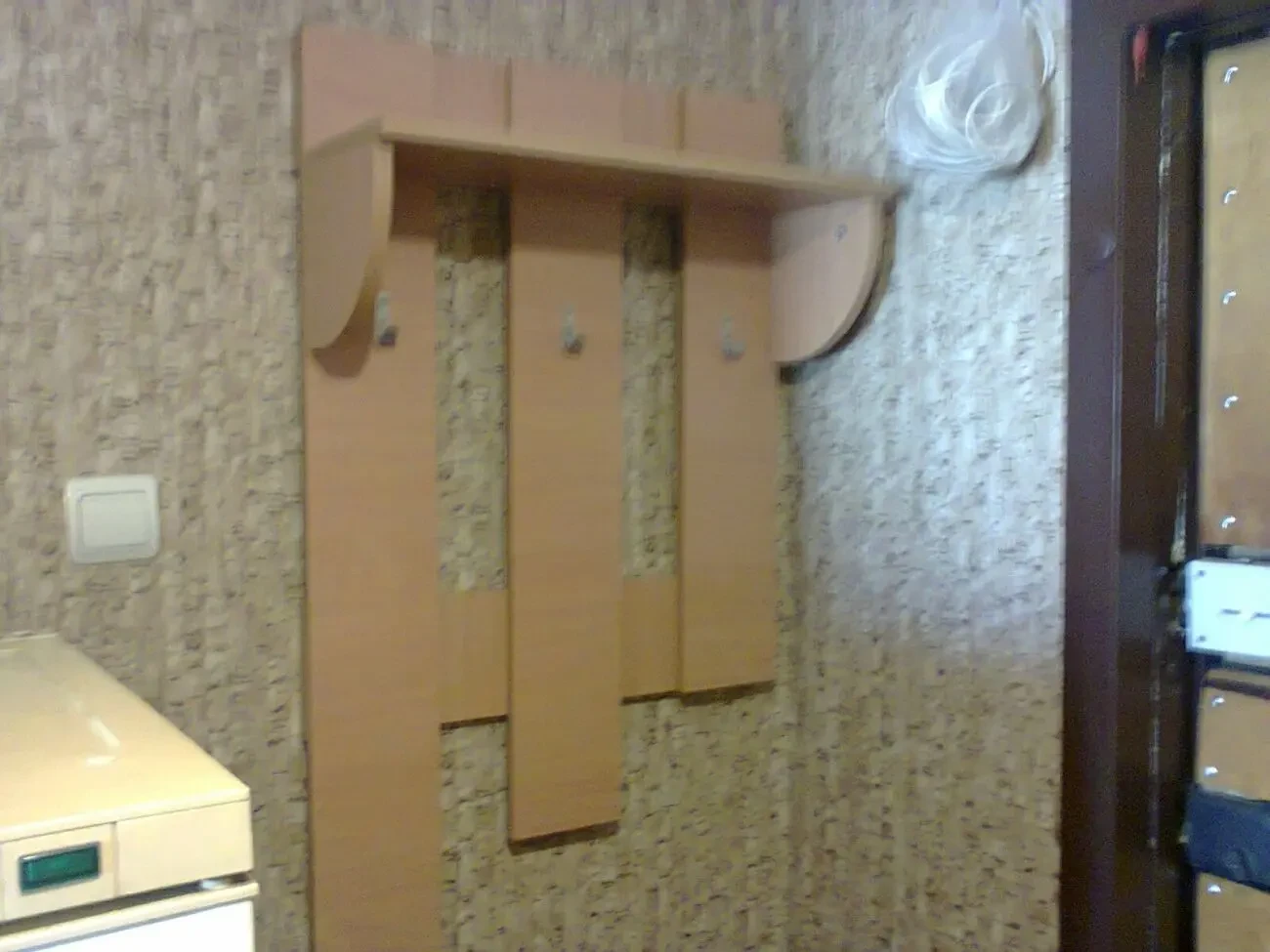 1 ком низ Поля Кирова 17 кв м студия тихий двор 3