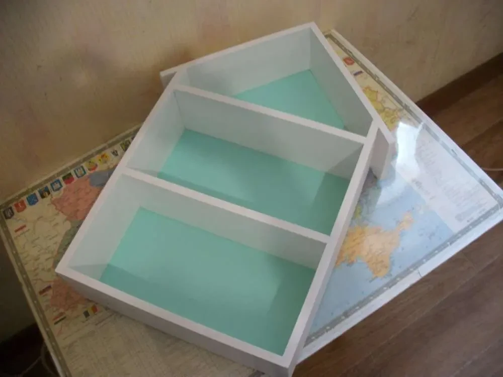 Домик-полиця для іграшок. Дитячий будинок .Полиці для іг