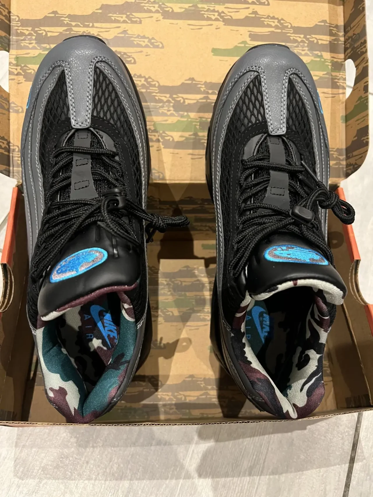 Продаю кросівки Nike Air Max Cortez 95 5