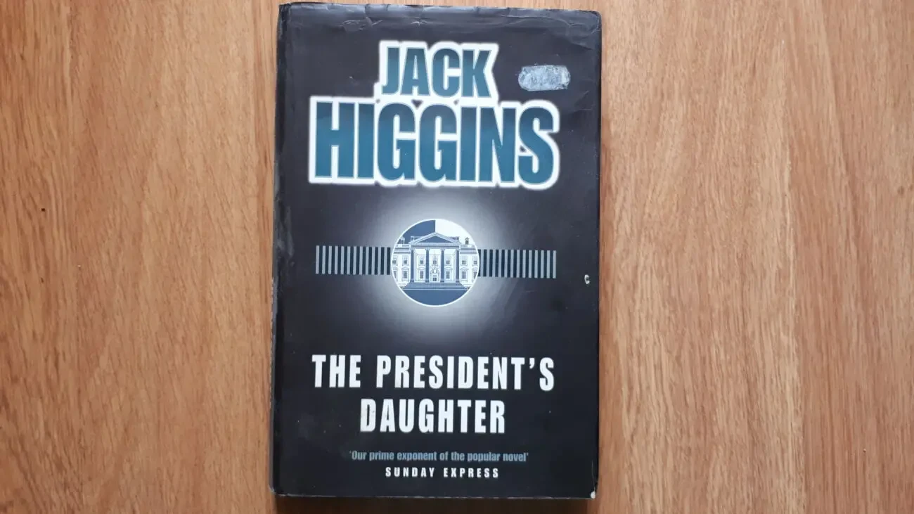 President's Daughter The Jack Higgins English книга на Английском