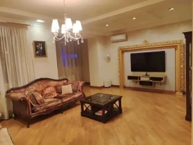 6-ком. квартира с евроремонтом в новом сданном элитном доме в Аркадии